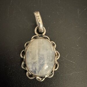 Sterling Silver Rainbow Moonstone Pendant 925 Chain Link Setting